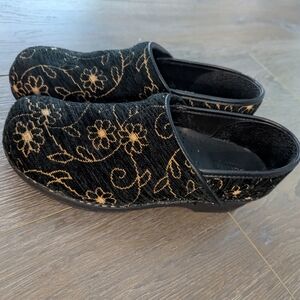 Sanita Clogs With Golden Floral Design